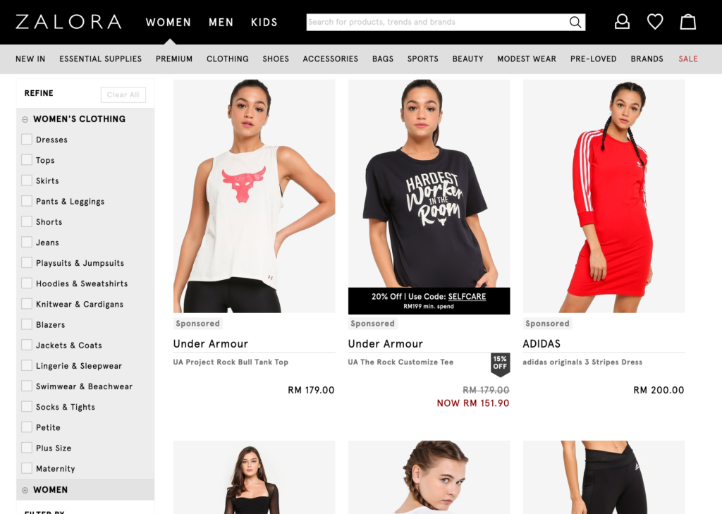 ตัวอย่าง navigation บนเว็บไซต์ของ zalora ในเวอร์ชั่นเดสก์ทอป จะมี navigation อยู่ด้านบน และด้านซ้าย